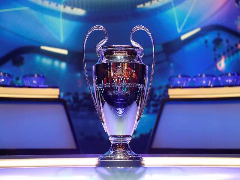 Cúp C1 được đổi tên thành UEFA Champions League khi nào?