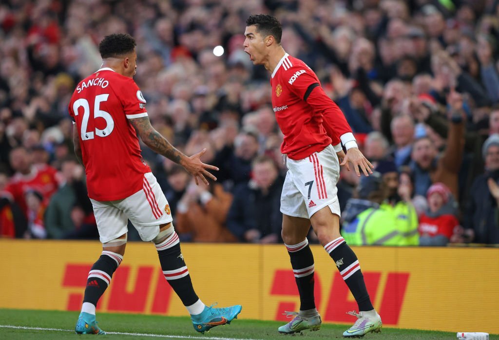 Ronaldo lập kỷ lục: Ghi bàn nhiều nhất lịch sử bóng đá thế giới