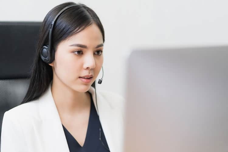 Kỹ năng giao tiếp qua điện thoại: 10 kỹ năng bạn không thể bỏ lỡ