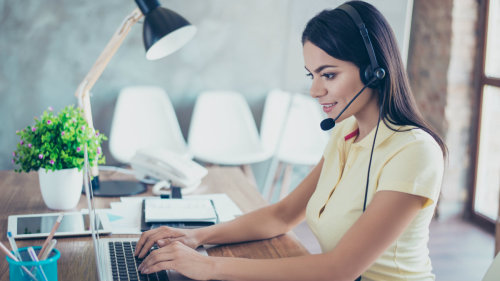 Kỹ năng giao tiếp qua điện thoại: 10 kỹ năng bạn không thể bỏ lỡ