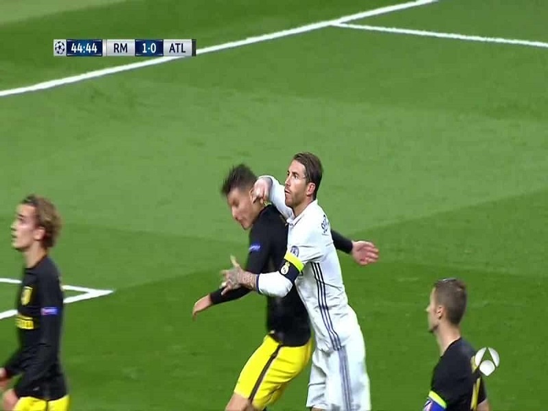 Khái niệm đánh nguội trong bóng đá