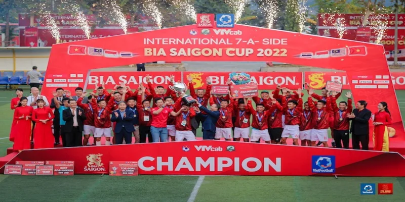 Giải đấu bóng đá 7 người