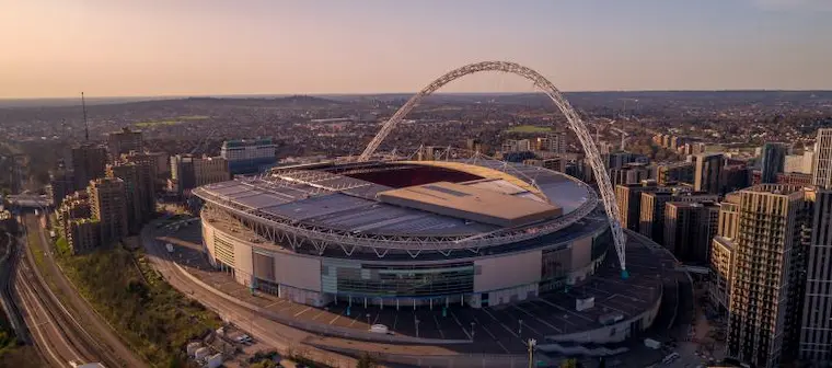 Sân vận động Wembley - Biểu tượng bóng đá Anh