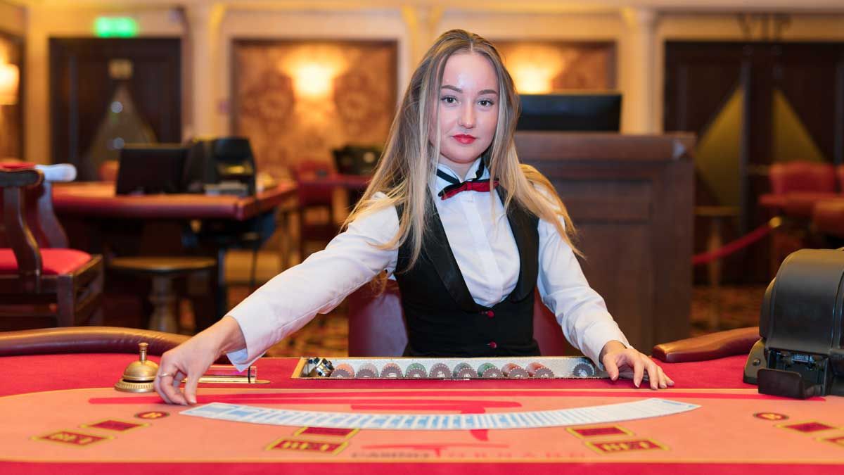 Hướng dẫn toàn diện về cách chơi Casino Hold'Em | Natural8