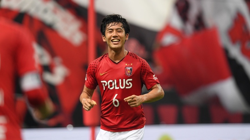 Cầu thủ Wataru Endo - Đại diện cho niềm tự hào của Nhật Bản