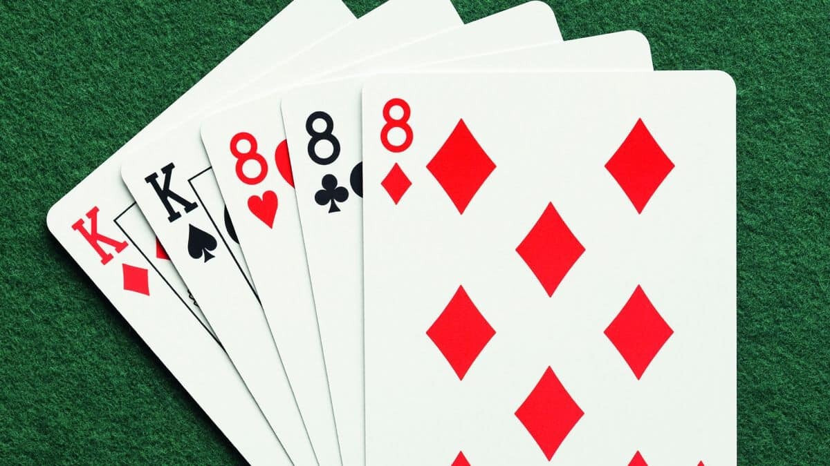 Tú lơ khơ là gì? Hướng dẫn cách chơi chi tiết cho tân thủ